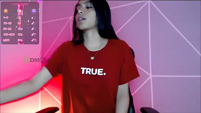 Snapshot of lilylouisee chatting on September 2025 10:28:02 AM lilylouisee online show from September 2025 10:28:02 AM