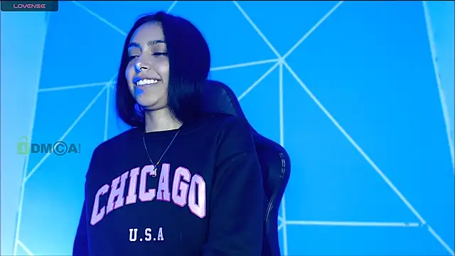 Snapshot of lilylouisee chatting on October 2025 10:00:02 PM lilylouisee online show from October 2025 10:00:02 PM