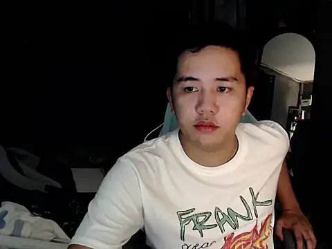 xgregor07 online show from November 2025 09:19:02 AM