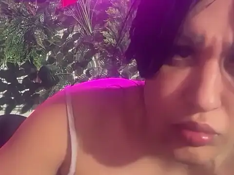 BareSlut6666LA online show from November 2025 07:02:02 PM