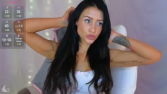 Aprilreign online show from January 2025 06:18:01 PM