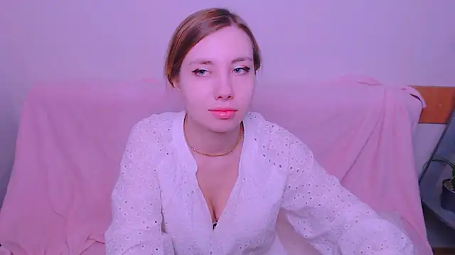 AliceFire  online show from June 2026 09:00:01 AM