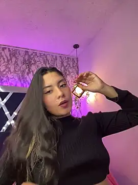 Lia 14  online show from February 2025 02:45:01 PM