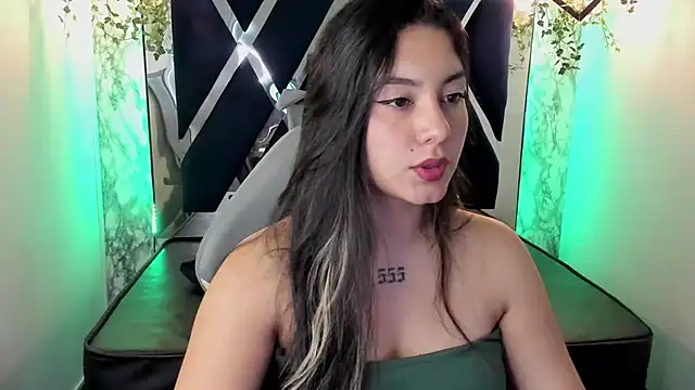 Lia 14  online show from February 2025 11:45:02 AM