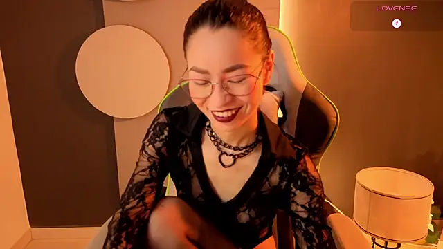 Snapshot of rosse_98_ chatting on May 2026 02:02:02 PM rosse 98 online show from May 2026 02:02:02 PM