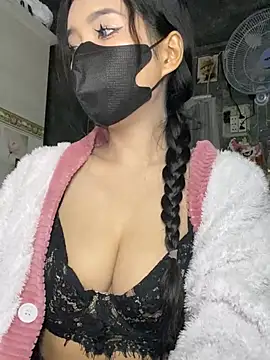 Snapshot of -KathySweet- chatting on January 2025 04:59:01 AM -KathySweet- online show from January 2025 04:59:01 AM