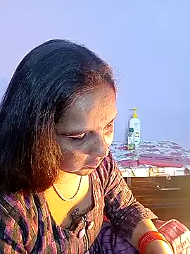 Snapshot of reemacouple007 chatting on February 2026 08:13:01 AM reemacouple007 online show from February 2026 08:13:01 AM