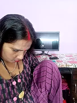 Snapshot of reemacouple007 chatting on February 2026 06:40:02 AM reemacouple007 online show from February 2026 06:40:02 AM