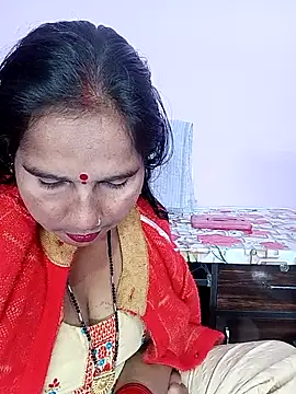 Snapshot of reemacouple007 chatting on February 2026 08:29:02 AM reemacouple007 online show from February 2026 08:29:02 AM