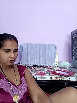 Snapshot of reemacouple007 chatting on February 2026 06:47:02 AM reemacouple007 online show from February 2026 06:47:02 AM