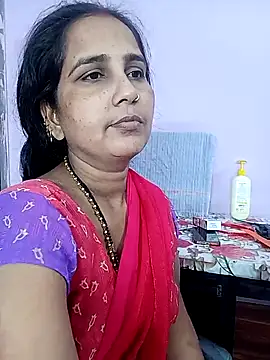 Snapshot of reemacouple007 chatting on March 2026 05:35:01 AM reemacouple007 online show from March 2026 05:35:01 AM