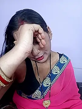 Snapshot of reemacouple007 chatting on April 2026 06:15:01 PM reemacouple007 online show from April 2026 06:15:01 PM