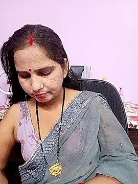 Snapshot of reemacouple007 chatting on April 2026 08:04:02 AM reemacouple007 online show from April 2026 08:04:02 AM