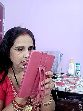 Snapshot of reemacouple007 chatting on May 2026 07:25:01 AM reemacouple007 online show from May 2026 07:25:01 AM