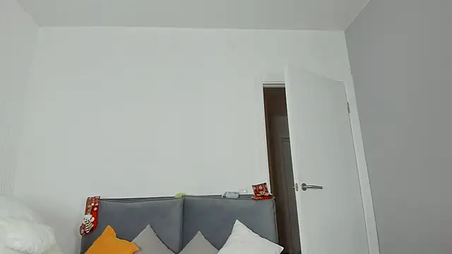 dolly ll online show from March 2025 04:34:02 PM