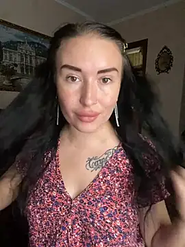 Snapshot of Roxana_Bell chatting on June 2026 11:46:01 AM Roxana Bell online show from June 2026 11:46:01 AM