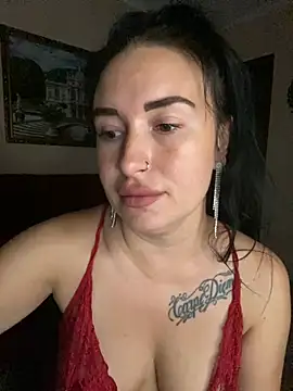Snapshot of Roxana_Bell chatting on July 2026 04:25:02 PM Roxana Bell online show from July 2026 04:25:02 PM