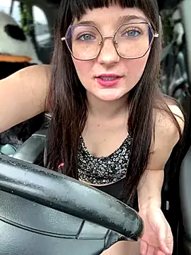 Snapshot of urpuppymoon chatting on January 2026 07:49:02 PM urpuppymoon online show from January 2026 07:49:02 PM