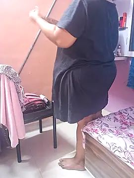 Ravina patil1 online show from February 2025 12:30:01 AM