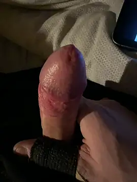 Snapshot of Alessandroxxx6968 chatting on February 2025 04:58:02 AM Alessandroxxx6968 online show from February 2025 04:58:02 AM