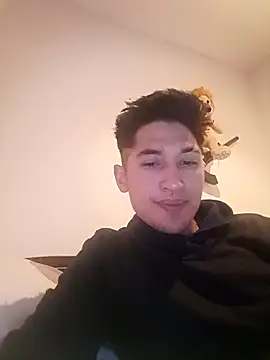 Snapshot of johan_l_ chatting on February 2026 01:03:02 AM johan l online show from February 2026 01:03:02 AM