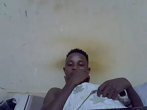 Snapshot of swthairydic chatting on February 2026 02:29:01 AM swthairydic online show from February 2026 02:29:01 AM