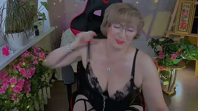Snapshot of sugar_vivien chatting on May 2026 02:11:01 PM sugar vivien online show from May 2026 02:11:01 PM