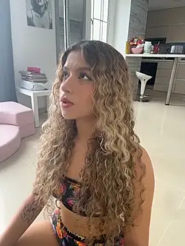 Snapshot of Melina-Smith chatting on February 2026 06:06:02 PM Melina-Smith online show from February 2026 06:06:02 PM