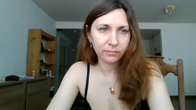 Snapshot of JasmineGlamour chatting on May 2026 01:05:02 PM JasmineGlamour online show from May 2026 01:05:02 PM