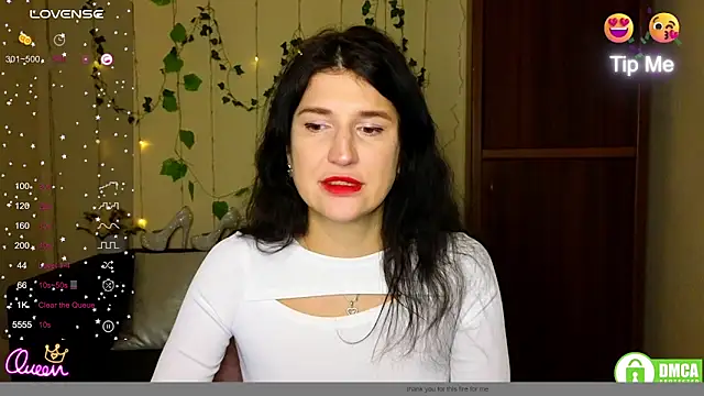 Alianna Solo Kisses online show from February 2026 06:28:02 AM