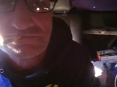 Stickybros2u online show from January 2026 10:11:02 PM