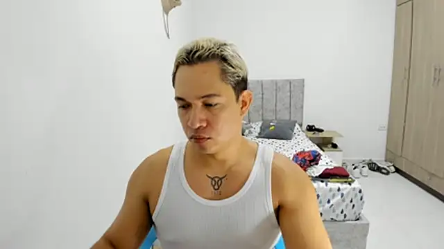 Snapshot of Valerioe chatting on June 2026 08:06:01 AM Valerioe online show from June 2026 08:06:01 AM