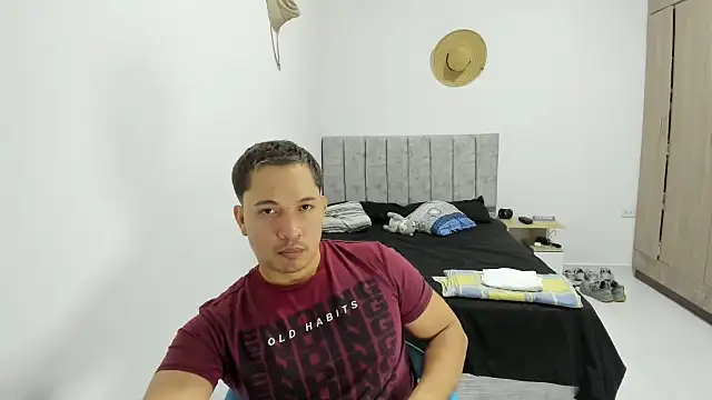 Snapshot of Valerioe chatting on June 2026 02:30:01 PM Valerioe online show from June 2026 02:30:01 PM