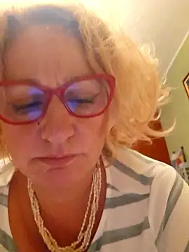 Snapshot of VirginiaNurse chatting on May 2026 08:49:02 PM VirginiaNurse online show from May 2026 08:49:02 PM