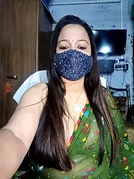 Snapshot of albelasummi702 chatting on January 2025 04:21:01 AM albelasummi702 online show from January 2025 04:21:01 AM