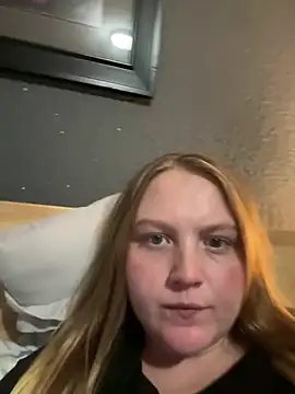 PhatAssBlond online show from February 2025 11:21:02 PM