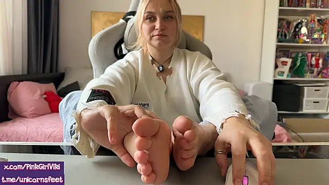 unicornsfeet online show from March 2026 10:48:01 AM