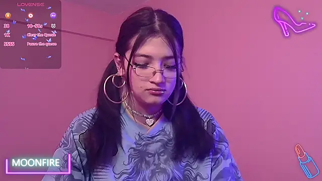 moonfiredancer online show from November 2025 11:12:02 AM