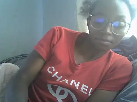 Snapshot of ElianeHot chatting on June 2026 01:12:01 PM ElianeHot online show from June 2026 01:12:01 PM