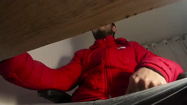 s sven03 online show from February 2025 05:16:01 AM