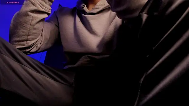 s sven03 online show from February 2026 08:35:02 PM