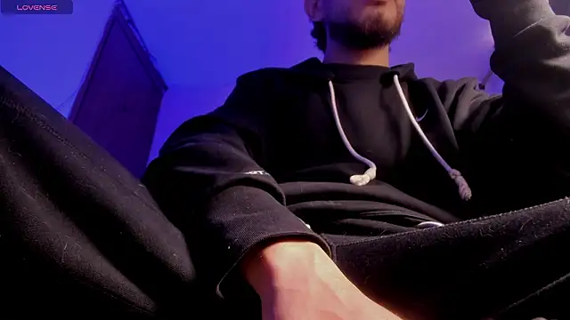 s sven03 online show from February 2026 06:51:02 PM