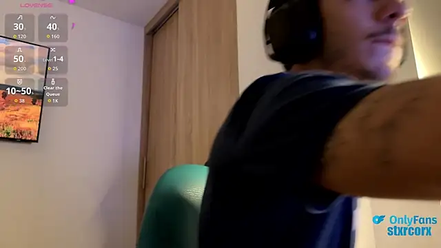 ilytheo online show from October 2025 11:00:02 AM