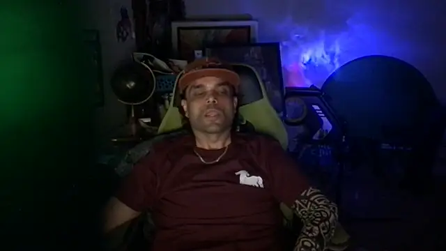 Snapshot of GForceSavage chatting on April 2026 03:31:02 AM GForceSavage online show from April 2026 03:31:02 AM