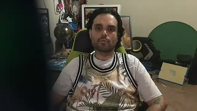 Snapshot of GForceSavage chatting on May 2026 11:43:02 PM GForceSavage online show from May 2026 11:43:02 PM