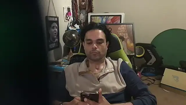 Snapshot of GForceSavage chatting on May 2026 02:18:02 AM GForceSavage online show from May 2026 02:18:02 AM