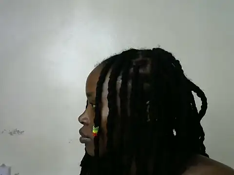 Snapshot of Rasta_tattooed chatting on November 2025 05:06:01 AM Rasta tattooed online show from November 2025 05:06:01 AM