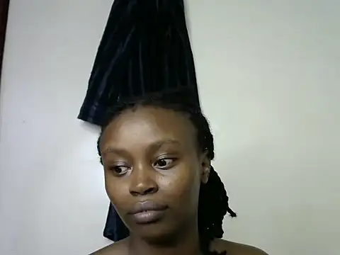 Snapshot of Rasta_tattooed chatting on November 2025 07:14:02 PM Rasta tattooed online show from November 2025 07:14:02 PM