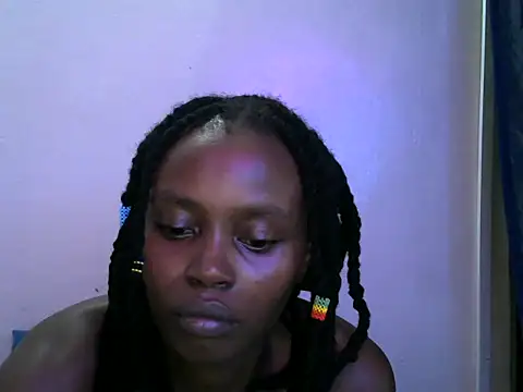 Snapshot of Rasta_tattooed chatting on November 2025 08:18:01 PM Rasta tattooed online show from November 2025 08:18:01 PM