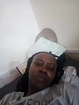 Snapshot of Rasta_tattooed chatting on November 2025 09:42:02 AM Rasta tattooed online show from November 2025 09:42:02 AM